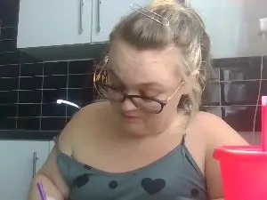 Hot_misseyx  live sex cam