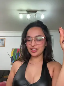 Latinaakita4  live sex cam