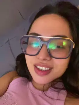 Latinaakita4  live sex cam