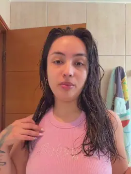 Latinaakita4  live sex cam