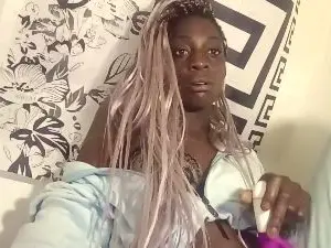 Alexismerton  live sex cam
