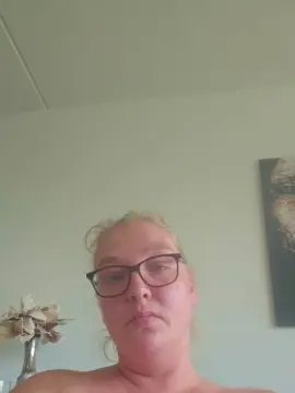 Bella1991  live sex cam
