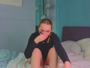 LolaBlaze  live sex cam