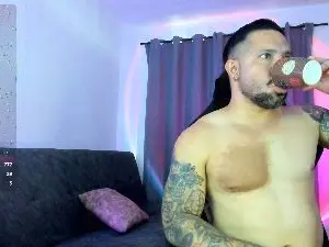 _TheThompsons  live sex cam