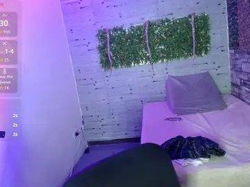 Emma_petit07  live sex cam