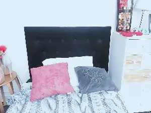 EvaHOTLADY  live sex cam
