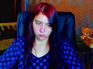 Livia_Shy  live sex cam