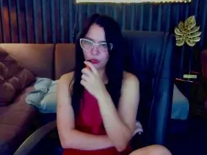Livia_Shy  live sex cam