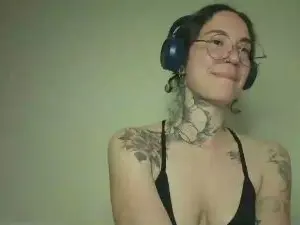 Pink_Trinity  live sex cam