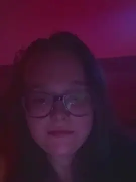 Yummymummy20  live sex cam