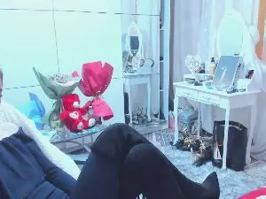 Jessycute28  live sex cam