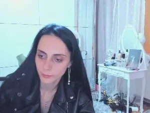 Jessycute28  live sex cam