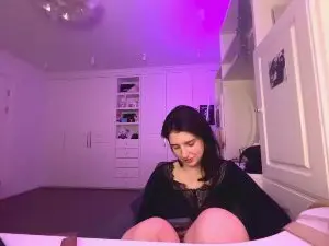 BethanieEssler  live sex cam