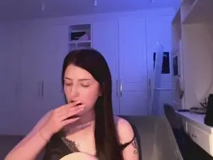 BethanieEssler  live sex cam