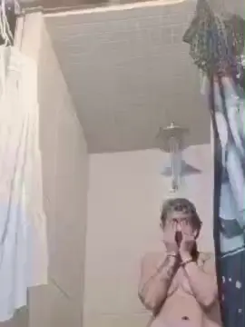 Velvetrayne  live sex cam