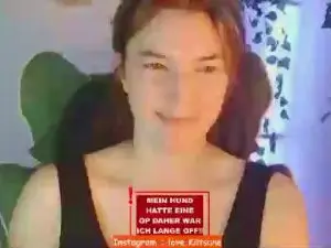 Lovekiitsune  live sex cam