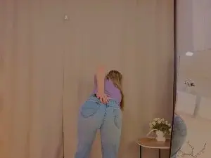 CorineKahan  live sex cam