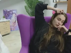 CaroleeSemenec  live sex cam