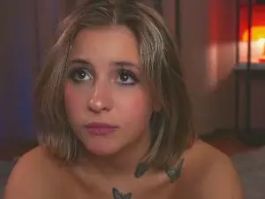 EllamaeWerley  live sex cam
