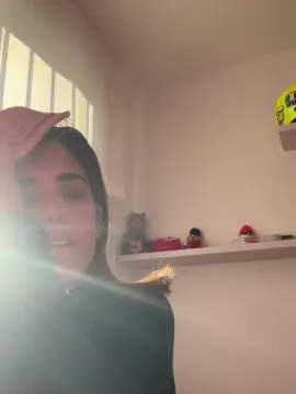 Martineziris3  live sex cam