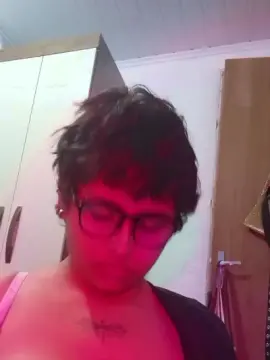 Meowzitaz  live sex cam