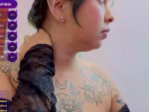 Hinatatatto1  live sex cam