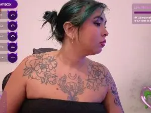 Hinatatatto1  live sex cam