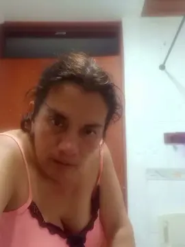 Shairamature2  live sex cam