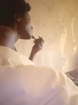 ATTACHANTE  live sex cam