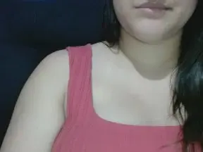 Luckgirl18  live sex cam