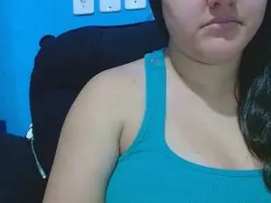 Luckgirl18  live sex cam