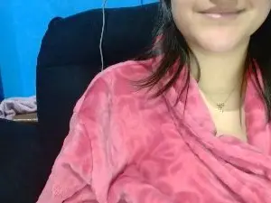 Luckgirl18  live sex cam