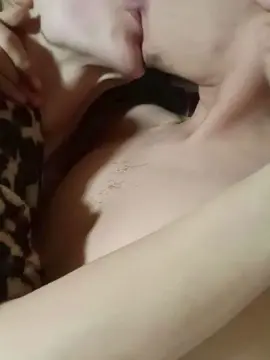 Diana004__  live sex cam