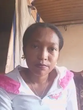 Louisettebira  live sex cam