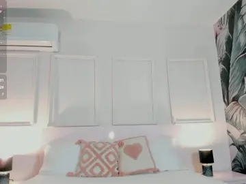 Aprillbrunette  live sex cam