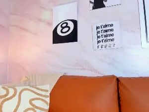 Aprillbrunette  live sex cam