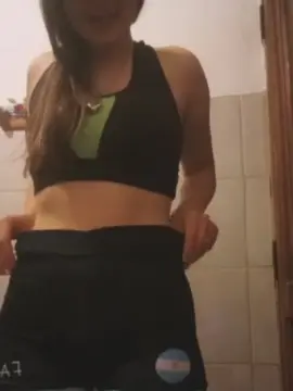 X_NenaXg  live sex cam