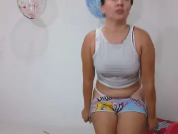 AllisonJones  live sex cam