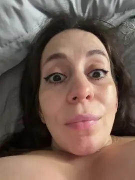Renattabigboobs  live sex cam