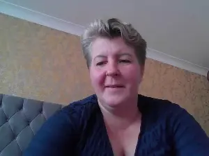 Modnighmouse4  live sex cam