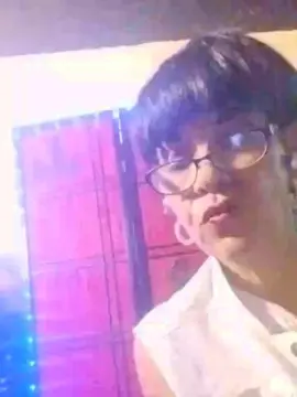 Upstucky  live sex cam