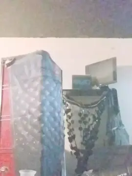 Upstucky  live sex cam