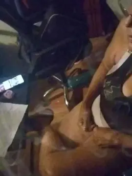 Upstucky  live sex cam