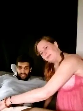 Casal2022sexy  live sex cam