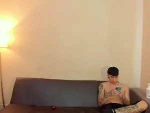 Lindaandmarcela  live sex cam