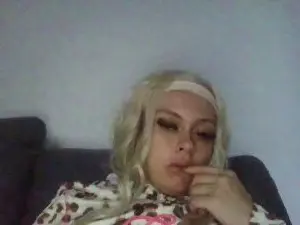 Kinkykayx  live sex cam