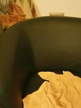 Ragazza90  live sex cam