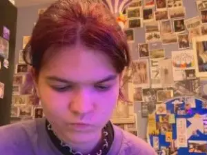 VikkiStrachan  live sex cam