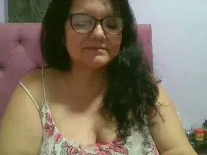 Kassandra02  live sex cam