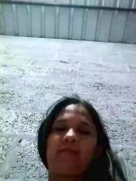 Danielaboni1  live sex cam
